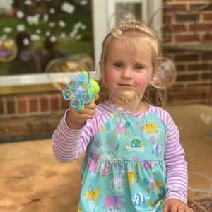 Meet your Posher, Sara